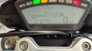 Ducati Hypermotard 821 (2013 - 15)  (7)