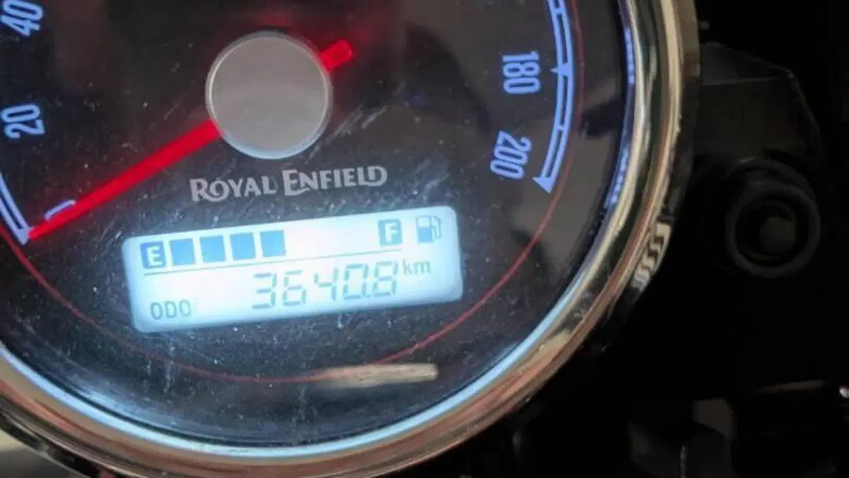 Royal Enfield Interceptor 650 (2021 - 26)  (4)