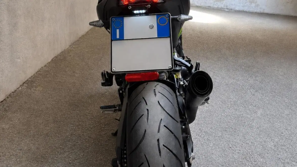 Kawasaki Z 900 (2021 - 24)  (8)