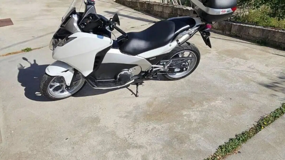 Honda Integra 700 (2011 - 13)  (3)