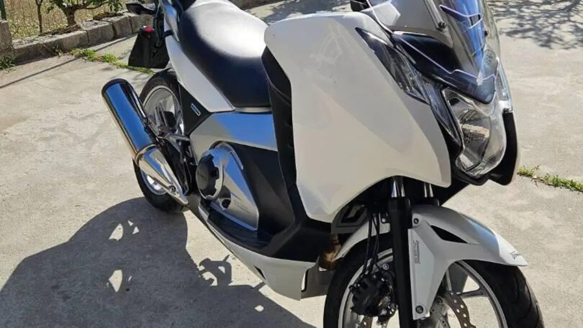 Honda Integra 700 (2011 - 13)  (4)