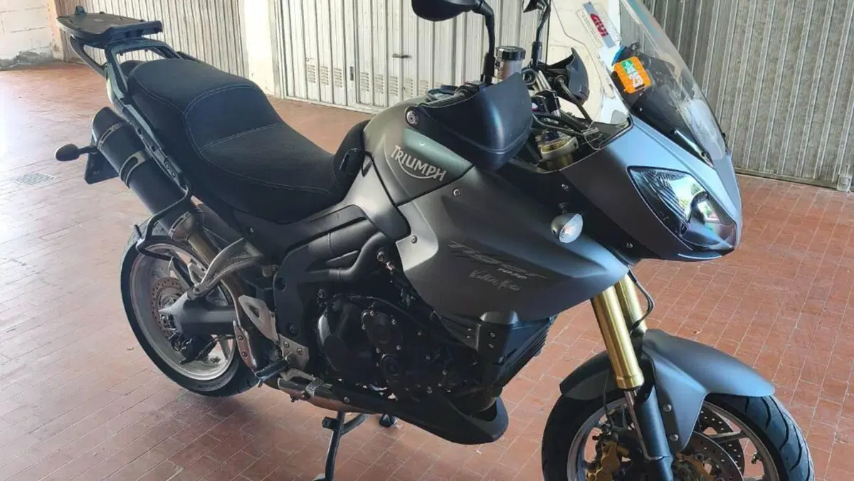 Triumph Tiger 1050 SE ABS (2006 - 13)  (3)