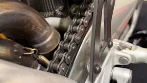 Aprilia RSV4 1100 Factory (2021 - 24)  (12)