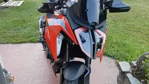 KTM 1290 Super Duke GT (2021 - 25)  (5)