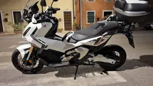 Honda X-ADV 750 Adventure (2025 - 26)  (6)
