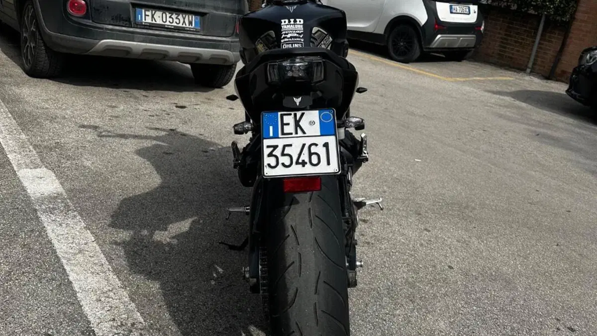 Yamaha MT-09 (2017 - 20)  (3)
