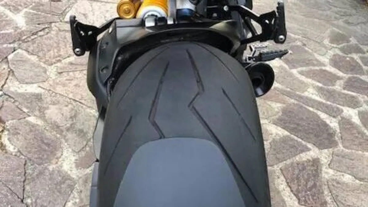 Ducati Diavel 1260 S (2019 - 20)  (5)