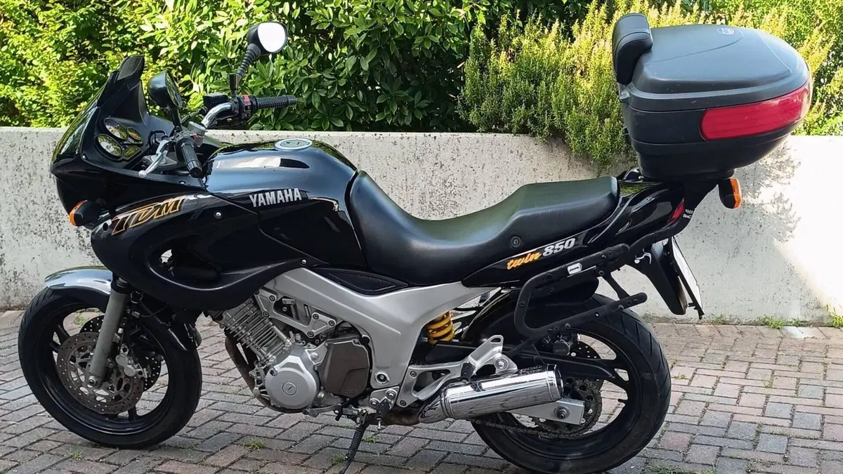 Yamaha TDM 850 (1996 - 01)  (2)