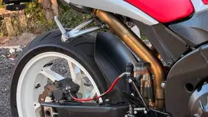 Yamaha YZF R1 (2007 - 08)  (6)