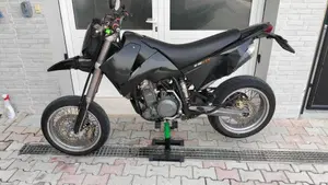 KTM 640 Adventure  (2)