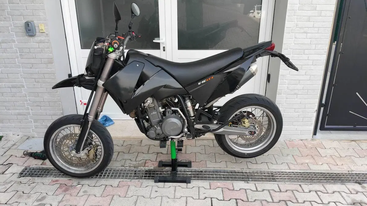 KTM 640 Adventure  (7)