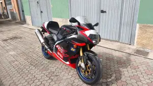 Aprilia RSV 1000 R (2001 - 02) 