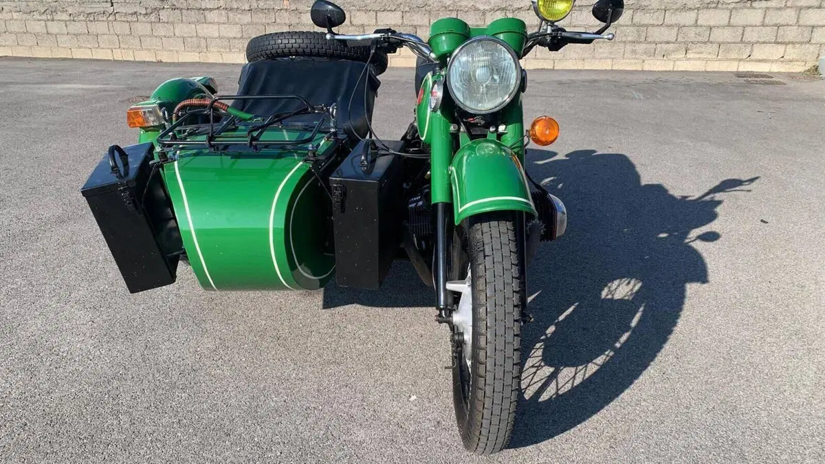 Dnepr MT 11 Sidecar  (8)
