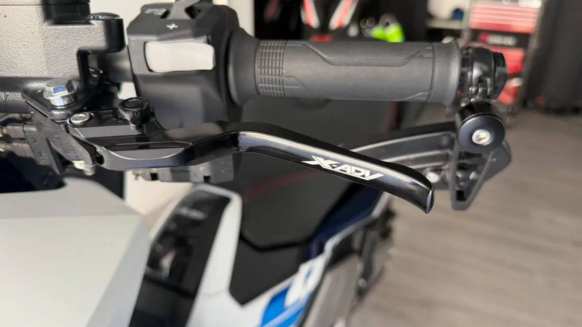 Honda X-ADV 750 Special Edition Adventure (2026)  (2)
