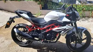 Benelli BN 125 (2021 - 25)  (2)