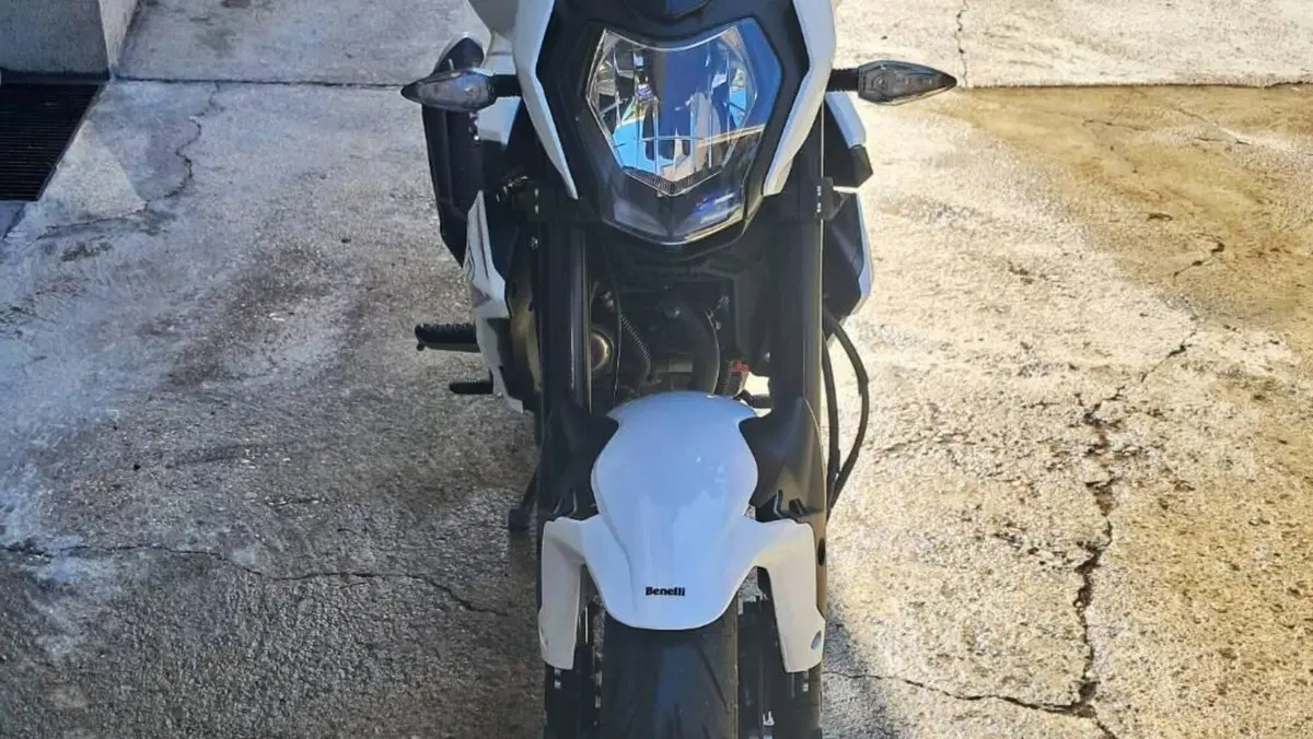 Benelli BN 125 (2021 - 25)  (3)