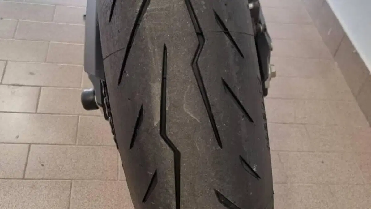 Kawasaki Z 900 (2021 - 24)  (8)