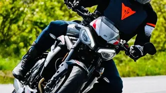 Triumph Street Triple RS (2020 - 22) usata