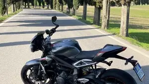 Triumph Street Triple RS (2020 - 22)  (5)