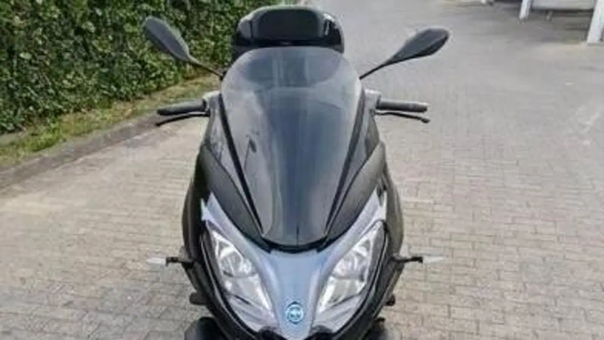 Piaggio MP3 300 ABS Hpe (2021 - 24) 