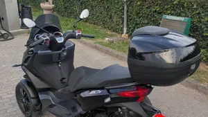 Piaggio MP3 300 ABS Hpe (2021 - 24)  (5)