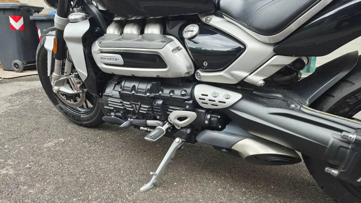 Triumph Rocket 3 R (2019 - 20)  (6)