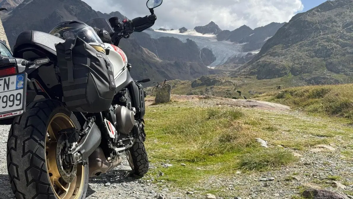 Yamaha XSR 900 (2022 - 24)  (2)