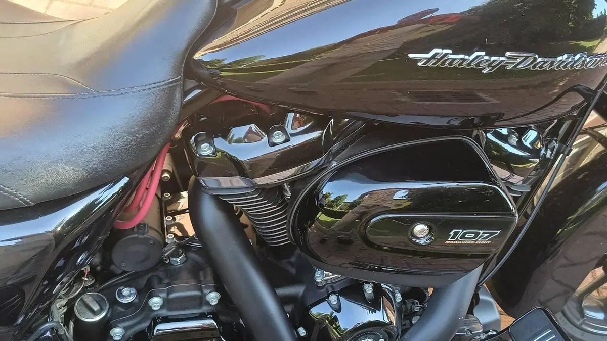 Harley-Davidson 107 Street Glide Special (2017 - 19) - FLHXS  (6)