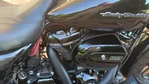 Harley-Davidson 107 Street Glide Special (2017 - 19) - FLHXS  (6)
