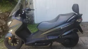 Suzuki Burgman UH 200 (2017 - 20)  (2)