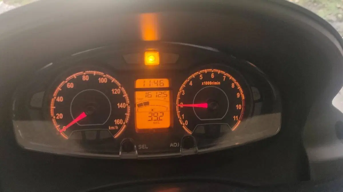 Suzuki Burgman UH 200 (2017 - 20)  (4)