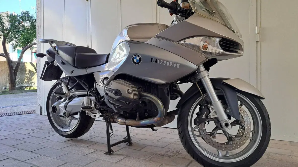 Bmw R 1200 ST  (2)
