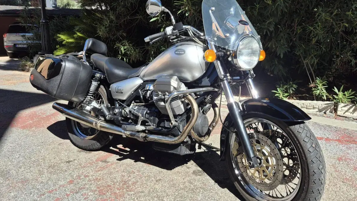 Moto Guzzi   (2)