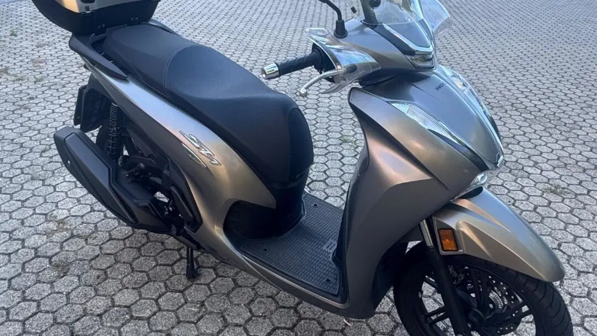 Honda SH 350 (2021 - 24)  (4)