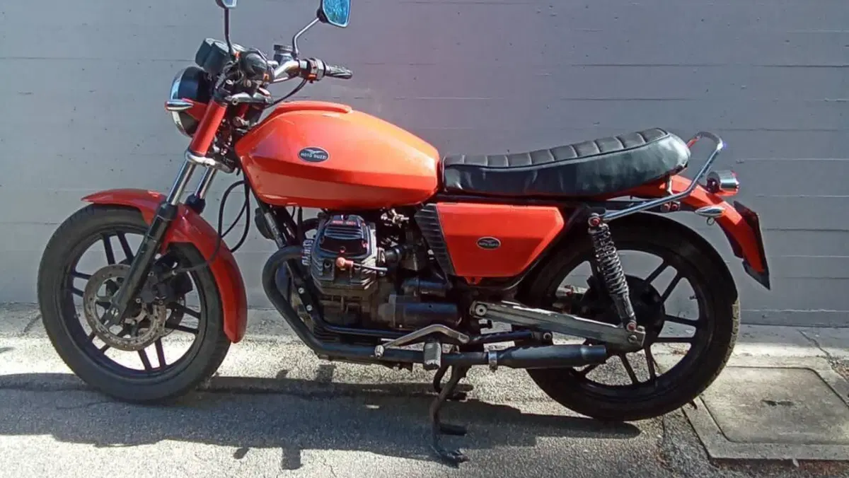 Moto Guzzi V 35 II (1981 - 86)  (10)