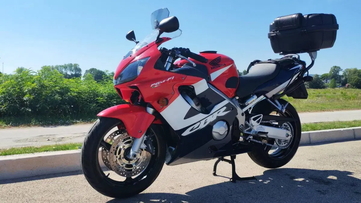 Honda CBR 600 F (2001 - 06)  (5)