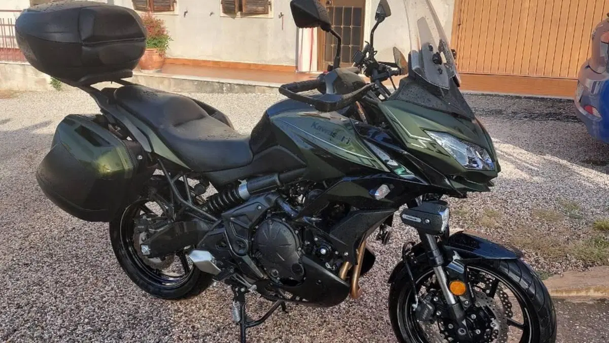 Kawasaki Versys 650 Grand Tourer (2017 - 20)  (2)