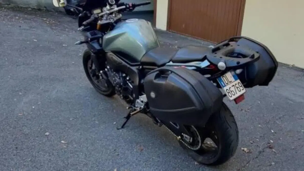 Yamaha FZ1 Fazer (2006 - 16)  (7)