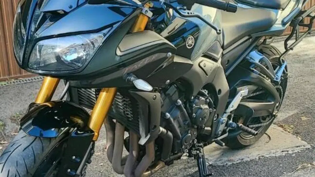 Yamaha FZ1 Fazer (2006 - 16)  (10)