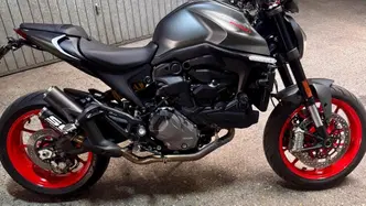 Ducati Monster 937 + (2021 - 25) usata
