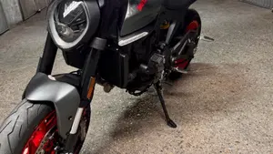 Ducati Monster 937 + (2021 - 25)  (4)