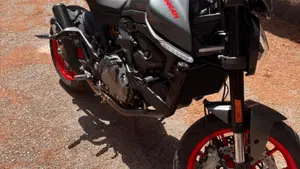 Ducati Monster 937 + (2021 - 25)  (8)