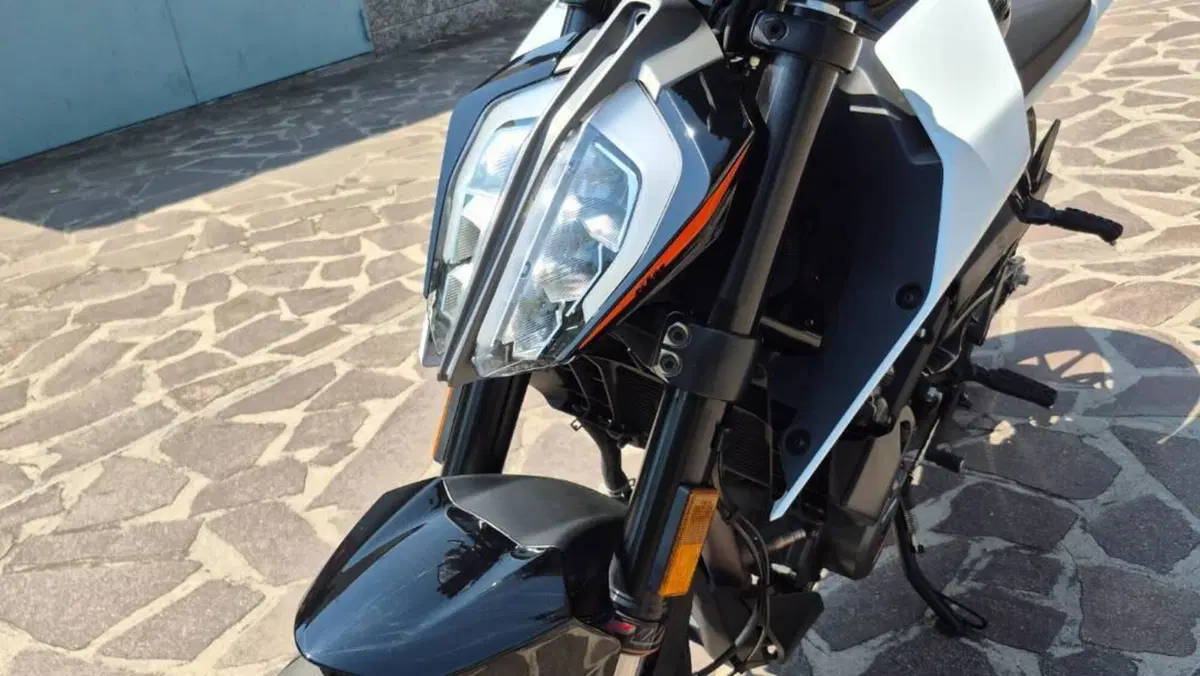 KTM 390 Duke (2021 - 23)  (4)