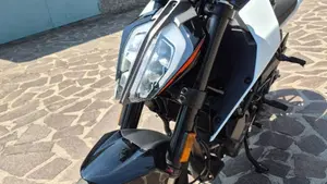 KTM 390 Duke (2021 - 23)  (4)