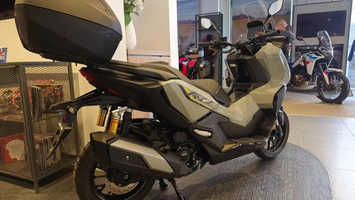 Honda ADV 350 Special Edition (2025 - 26)  (3)