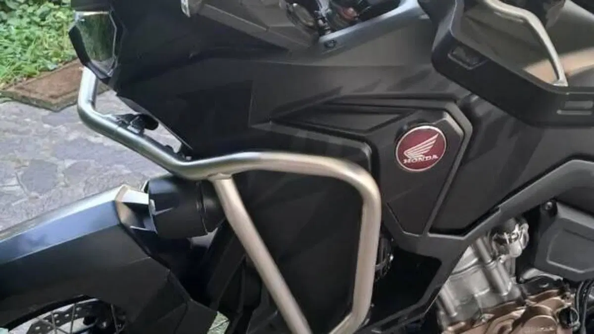Honda Africa Twin CRF 1100L (2022 - 23)  (4)