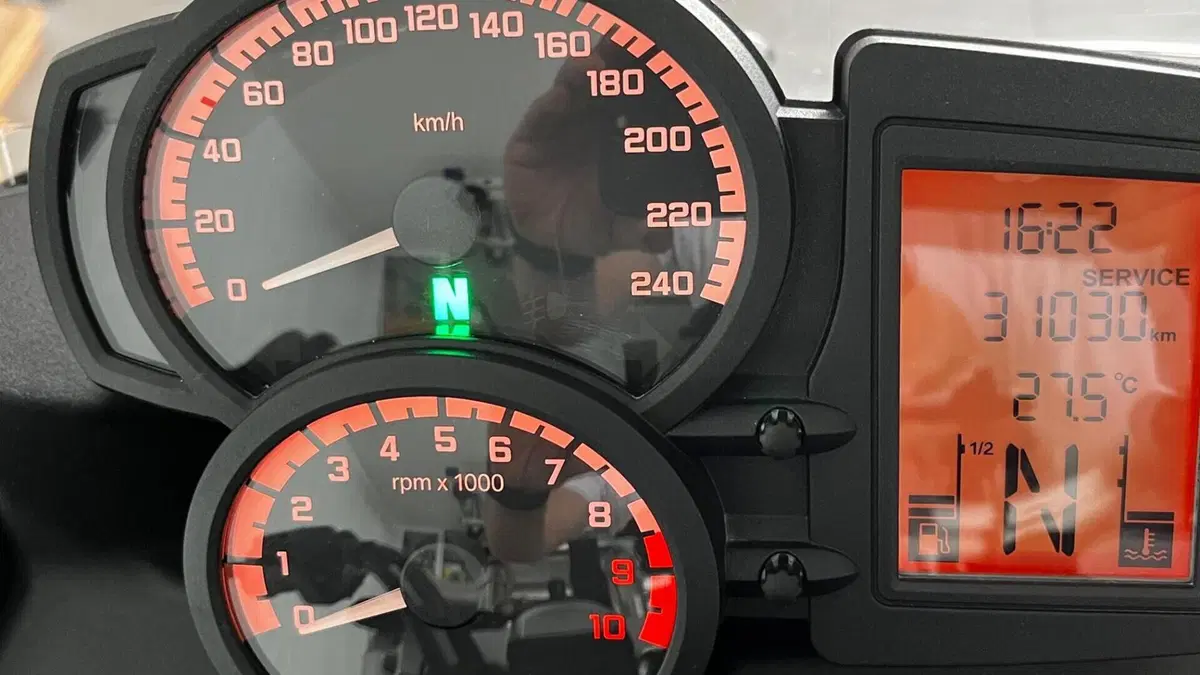 Bmw F 800 GT (2012 - 16)  (8)
