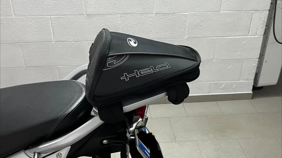 Bmw F 800 GT (2012 - 16)  (16)