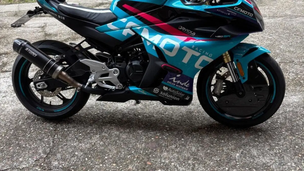 CFMOTO 450SR World Champions Replica (2025 - 26)  (3)