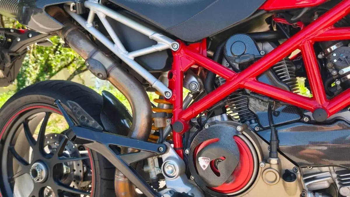 Ducati Hypermotard 1100 S (2007 - 09)  (8)
